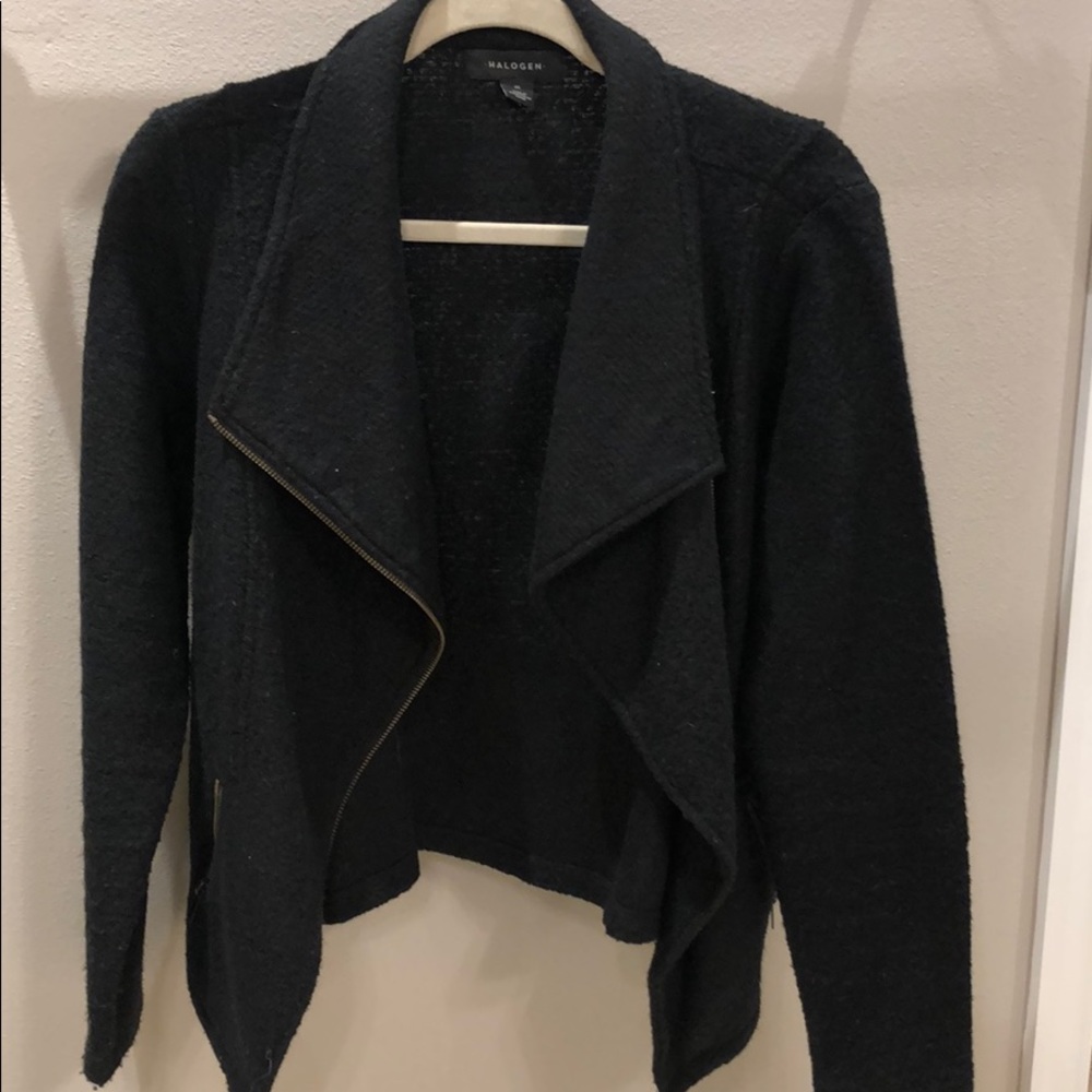 Black lightweight jacket